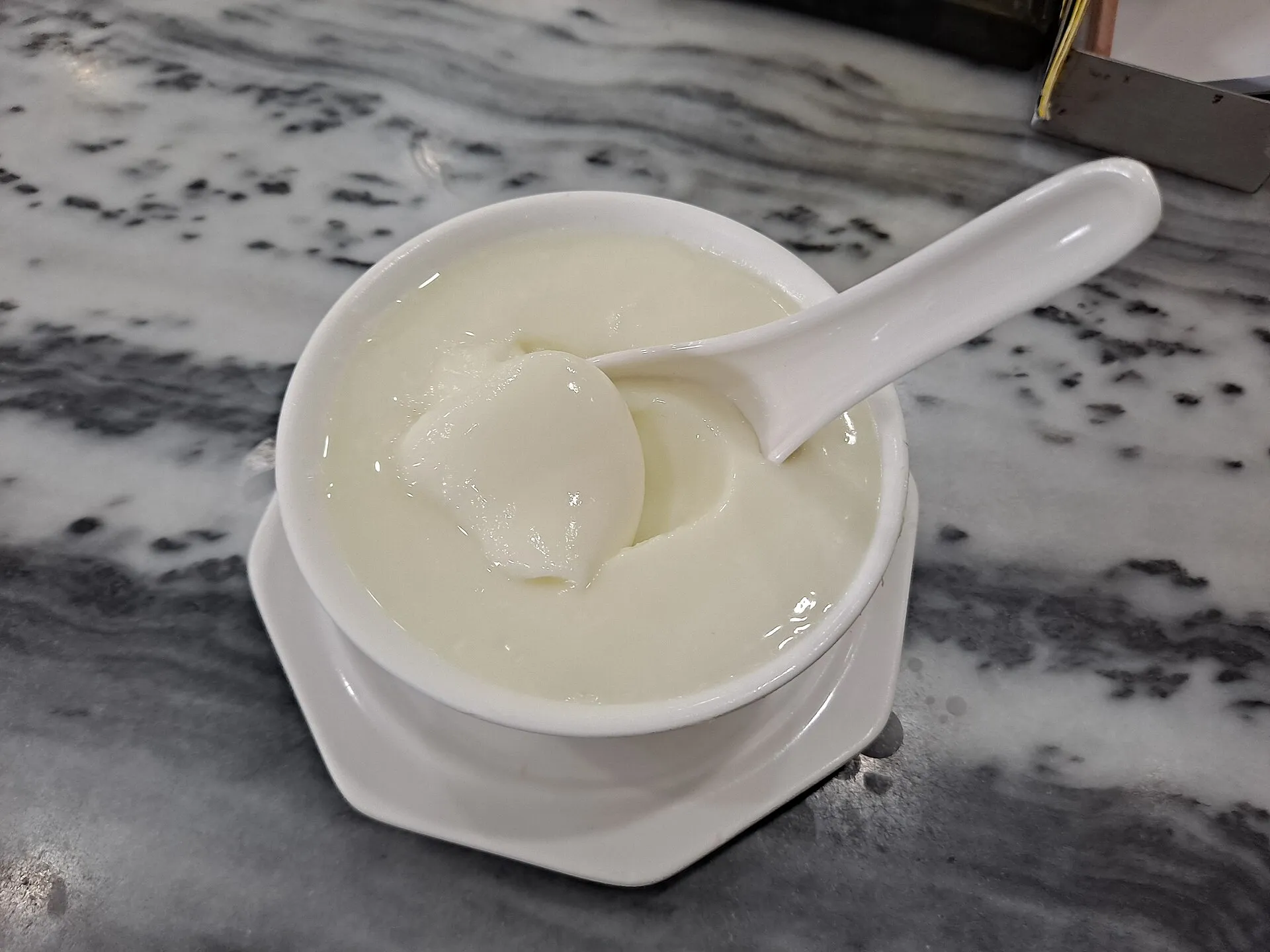 Double-skin milk pudding