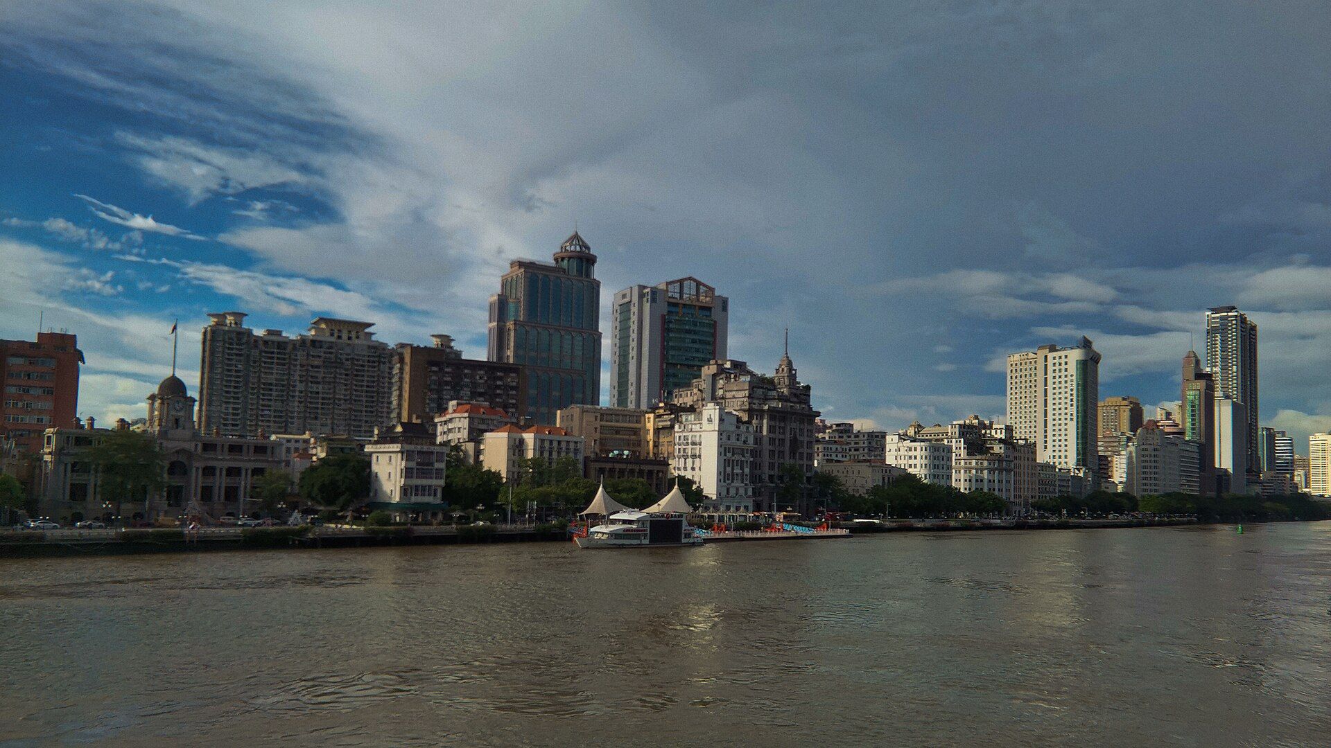 Storm clouds over the Pearl River and Yanjiang Road, Guangzhou, August 2022